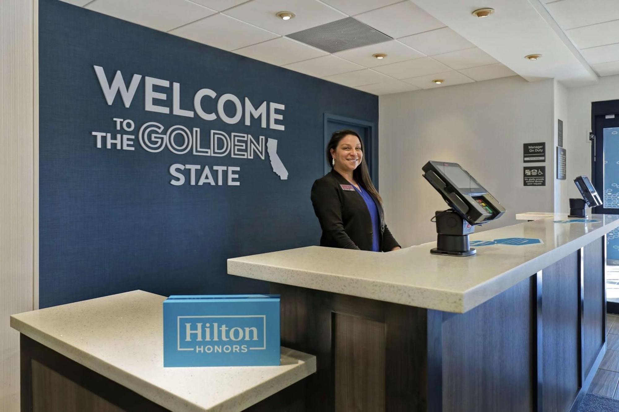 Hampton Inn By Hilton Turlock Extérieur photo