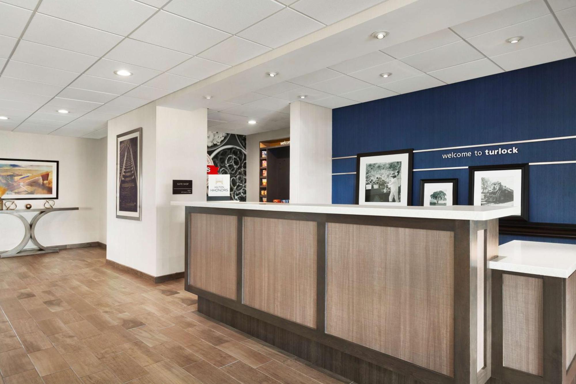 Hampton Inn By Hilton Turlock Extérieur photo